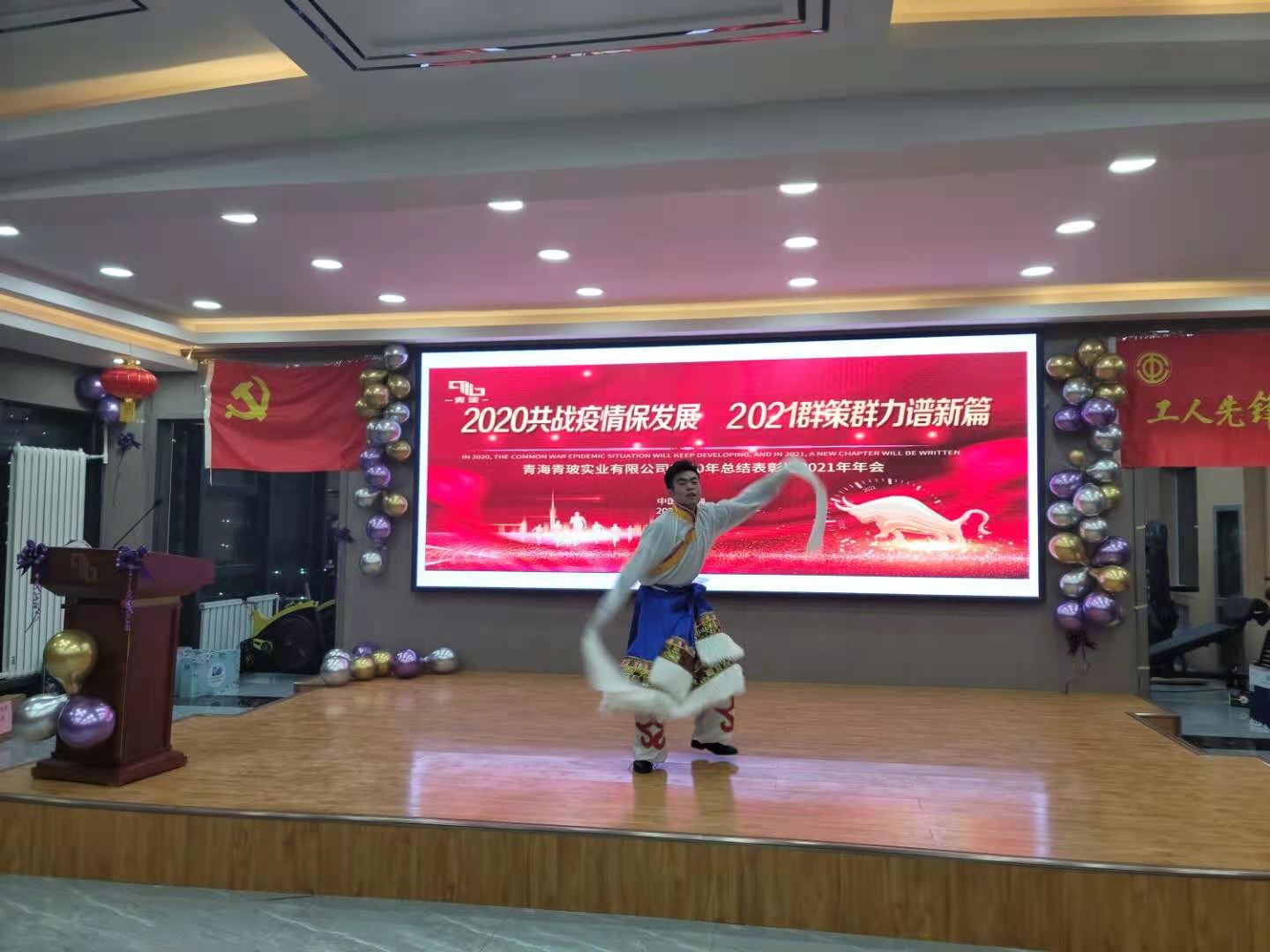 囊謙小伙.jpg